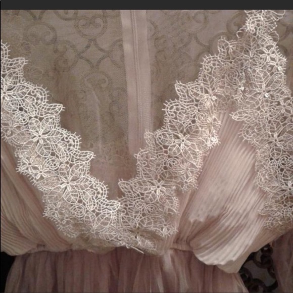 Chicwhish 💯 Authentic - Picture 2 of 3